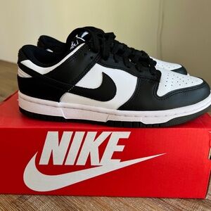 NWT Nike Dunks Low